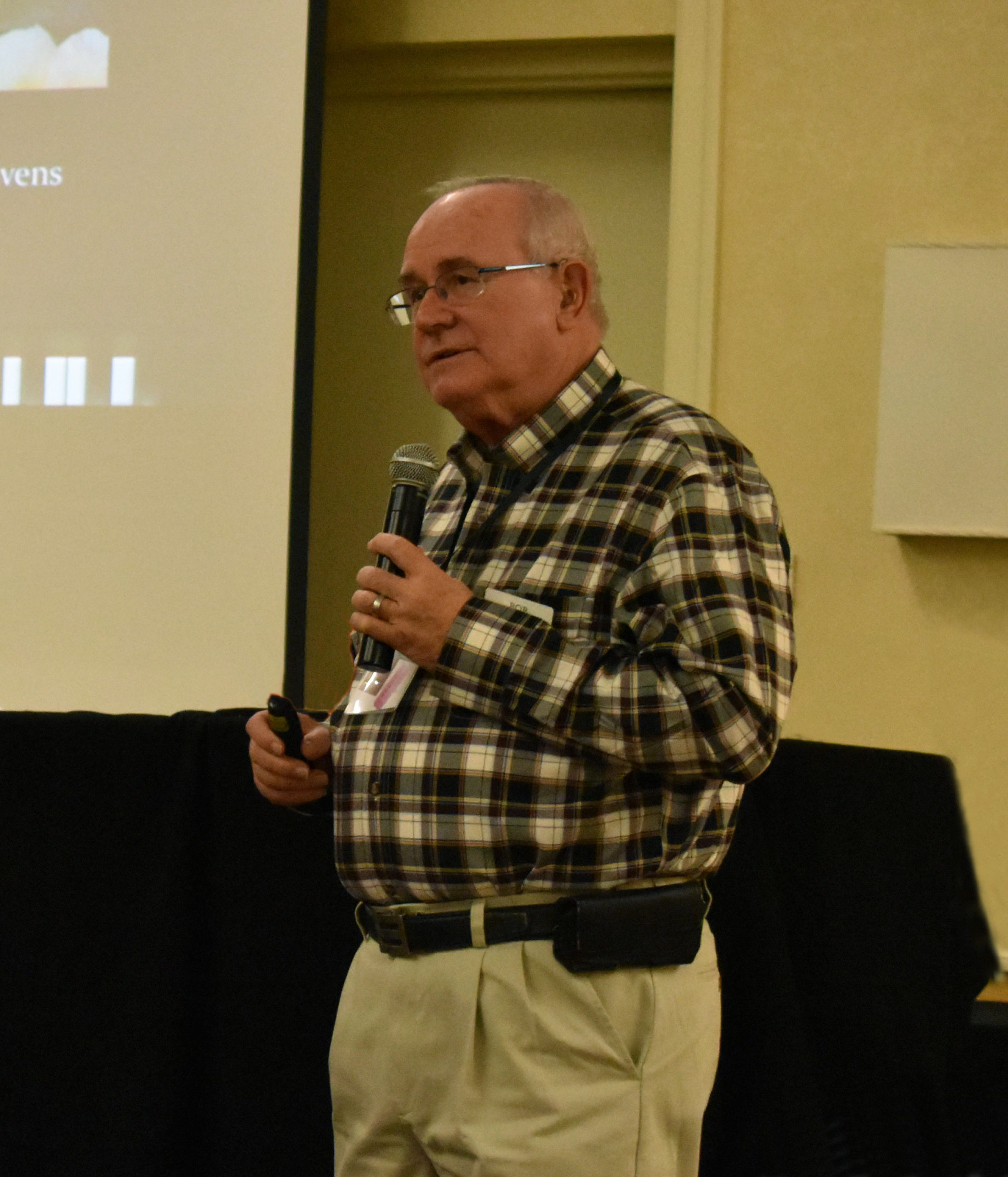 The Rose-Growing World Loses an Icon - Bob Martin - Planters Place