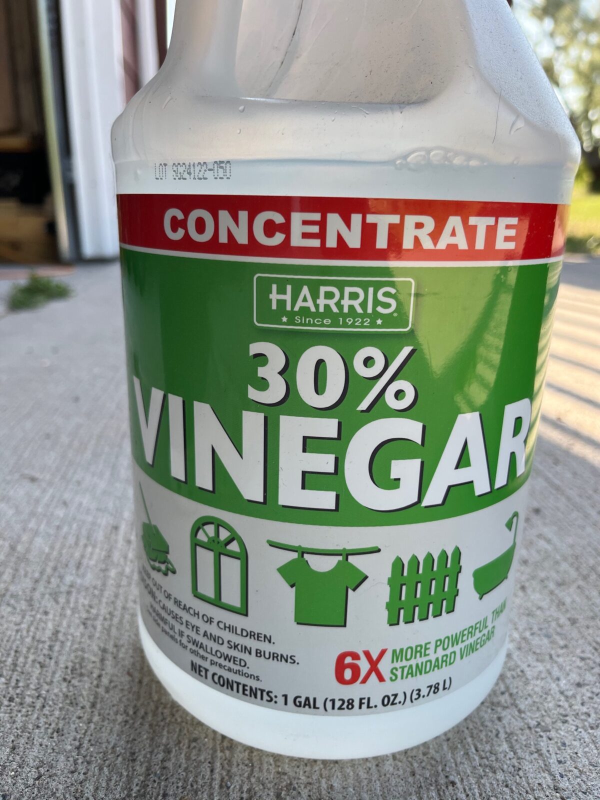 Use 25-45 percent vinegar to kill weeds in the garden.